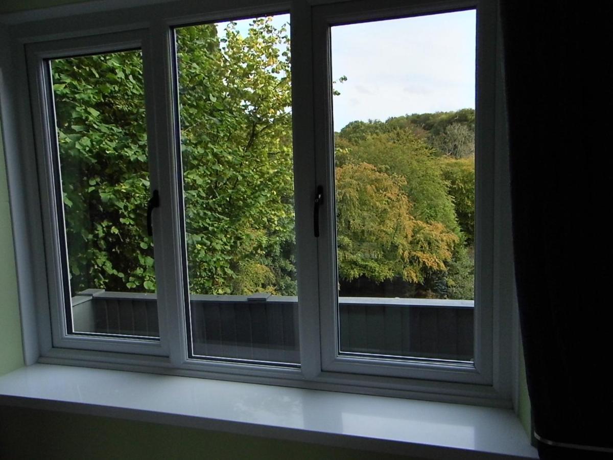 Bed and Breakfast The Mill At Glynhir Ammanford Exterior foto